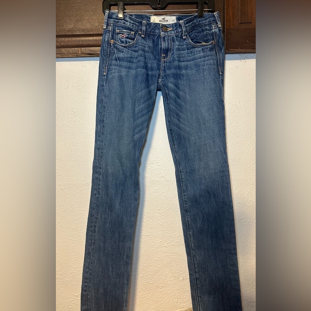 Hollister straight leg jeans size 25